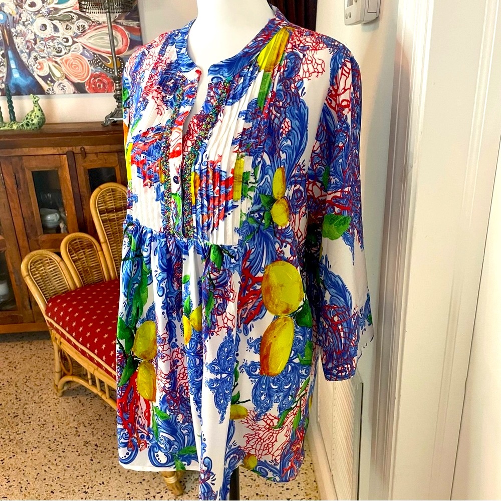 Antica Sartoia Boutique BEADING. White Fruit Print Tunic Top! New! Beautiful. Lg